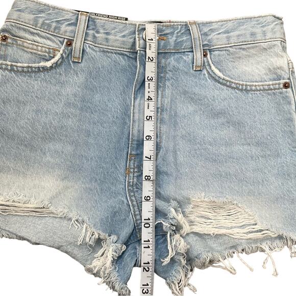 BDG New! Girlfriend High Rise Shorts Light Wash Denim Distressed Summer 27 - Picture 9 of 11